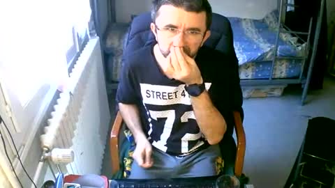 Snapshot of lokoum39 chatting on January 12, 2025, 10:23 am lokoum39 online show from January 12, 2025, 10:23 am