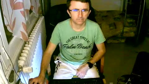 Snapshot of lokoum39 chatting on January 16, 2025, 9:30 pm lokoum39 online show from January 16, 2025, 9:30 pm