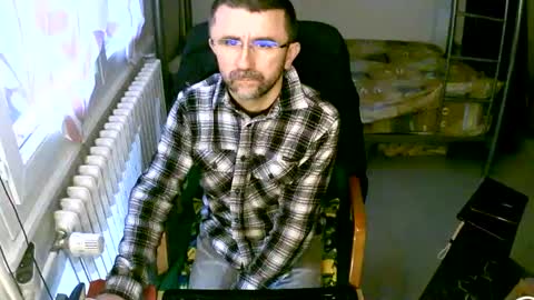 Snapshot of lokoum39 chatting on January 31, 2025, 4:06 pm lokoum39 online show from January 31, 2025, 4:06 pm