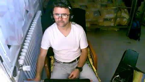 Snapshot of lokoum39 chatting on September 23, 2025, 6:44 pm lokoum39 online show from September 23, 2025, 6:44 pm