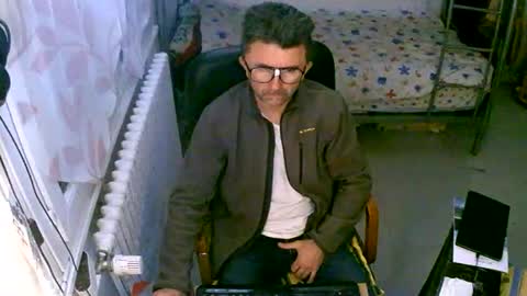 Snapshot of lokoum39 chatting on October 16, 2025, 5:25 pm lokoum39 online show from October 16, 2025, 5:25 pm