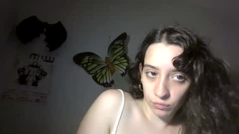 Snapshot of lola3150 chatting on December 17, 2024, 6:09 pm JOYA online show from December 17, 2024, 6:09 pm