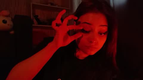 lola online show from April 2, 2026, 6:33 am