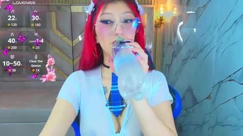 Snapshot of lola_bonnie_r chatting on October 1, 2025, 7:42 pm Lola online show from October 1, 2025, 7:42 pm