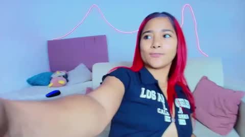 lola_lustrum online show from May 15, 2026, 3:41 pm