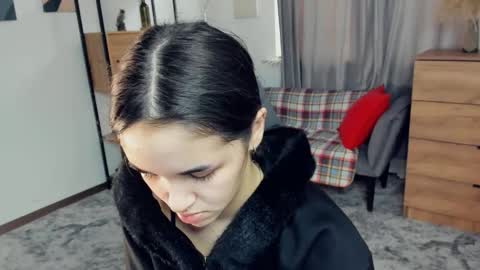 Snapshot of lola_weis chatting on February 28, 2026, 8:04 am Melina online show from February 28, 2026, 8:04 am