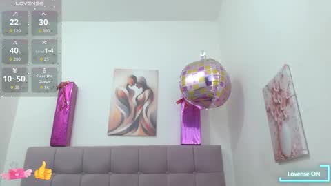 lola_wish online show from September 14, 2025, 5:06 am