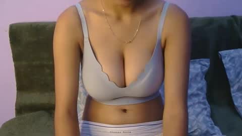 Snapshot of lolaa_darling chatting on March 20, 2026, 9:47 am lolaa online show from March 20, 2026, 9:47 am