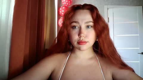 Snapshot of lolaamint_ chatting on February 17, 2026, 10:45 am LolaaMint online show from February 17, 2026, 10:45 am