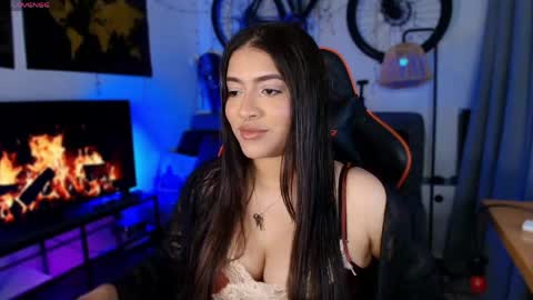 Snapshot of lolaasmith_21 chatting on May 24, 2026, 2:55 pm lolaasmith_21 online show from May 24, 2026, 2:55 pm