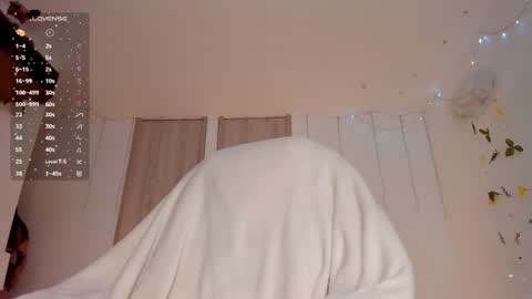 Snapshot of lolaberry_ chatting on January 27, 2025, 7:46 pm  Lola Berry  online show from January 27, 2025, 7:46 pm