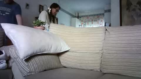 LOLA HUESO y ERIC online show from February 12, 2026, 8:53 am