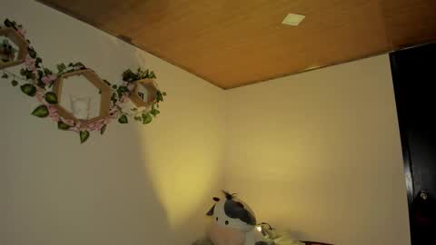 Lola online show from January 7, 2026, 5:10 am