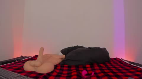 Snapshot of lolap_ chatting on December 10, 2024, 9:00 pm Lola online show from December 10, 2024, 9:00 pm