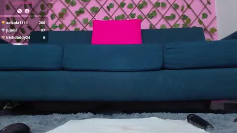 camila online show from February 19, 2025, 7:16 pm