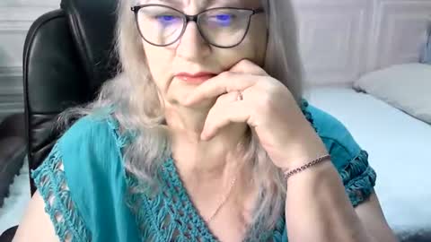 LolkaAlyss online show from February 22, 2026, 3:18 am