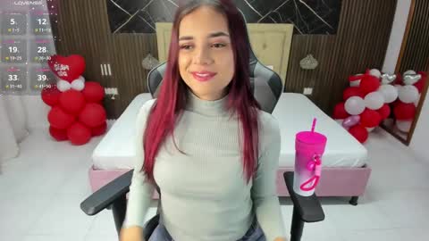 lolly18_ online show from February 20, 2025, 12:04 pm