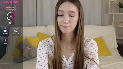 Snapshot of lolly_monica chatting on December 13, 2024, 5:38 am Monica online show from December 13, 2024, 5:38 am