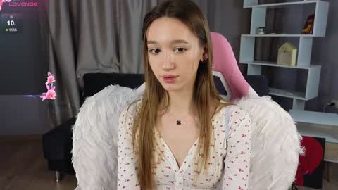 Snapshot of lolly_monica chatting on January 23, 2025, 5:21 pm Monica online show from January 23, 2025, 5:21 pm