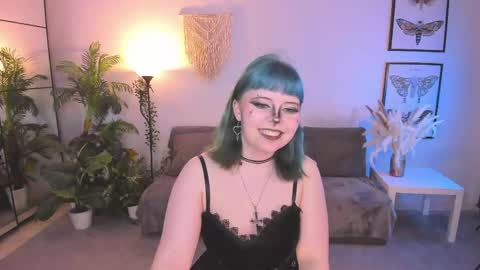 Lolly   online show from May 1, 2026, 4:33 pm