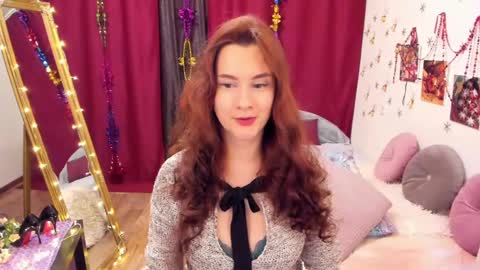 LoloMercier online show from January 1, 2025, 7:53 pm