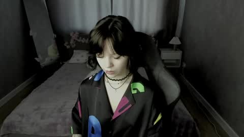 Loly online show from May 10, 2026, 1:11 am