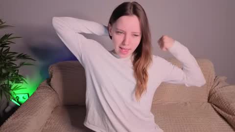 lolytarose online show from May 30, 2026, 1:46 am