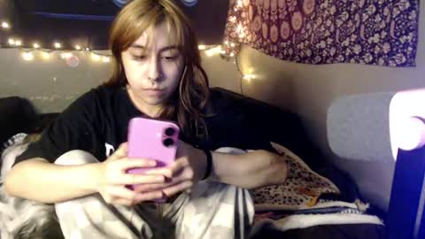 londonray online show from July 11, 2026, 10:44 pm