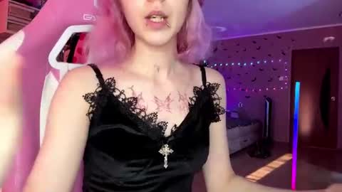 lone1y_bunny online show from July 12, 2026, 2:19 pm