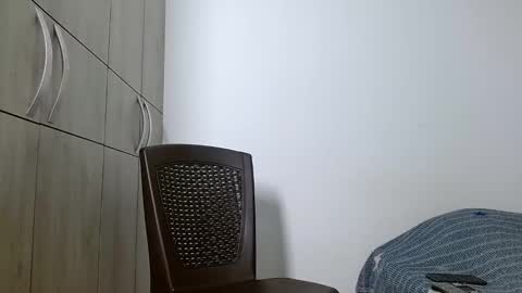 lonelydick2002 online show from September 9, 2025, 11:21 am