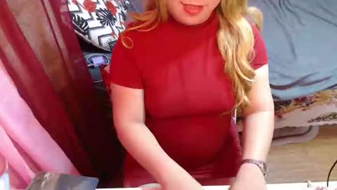 lonelysofia6969 online show from May 27, 2026, 6:27 pm