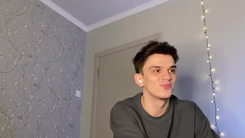 PVT AND MENU ACTIVE online show from February 16, 2025, 11:37 pm