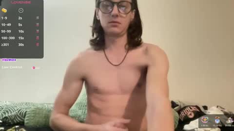 Snapshot of longdickelijah chatting on November 10, 2025, 12:48 pm longdickelijah online show from November 10, 2025, 12:48 pm