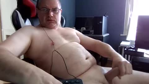 Snapshot of longndeep75 chatting on March 28, 2026, 4:39 pm longndeep75 online show from March 28, 2026, 4:39 pm