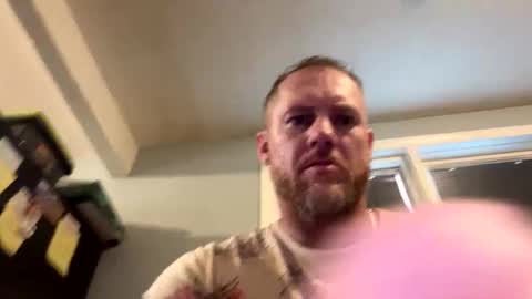 Snapshot of longstrokin8869 chatting on April 24, 2026, 3:58 pm Bradsobad88 online show from April 24, 2026, 3:58 pm