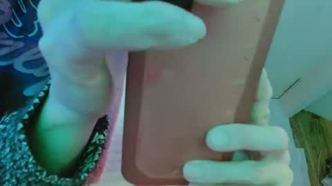 Londoncashmere69  online show from December 6, 2024, 11:57 pm