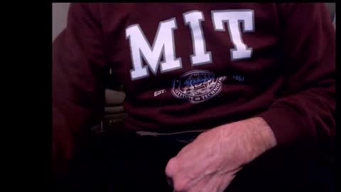 looking469 online show from December 13, 2025, 9:53 pm