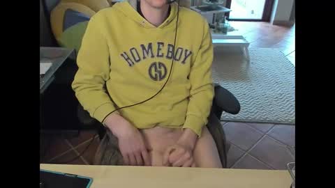 loomie online show from October 28, 2025, 12:09 pm