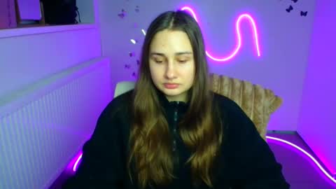 Lora online show from February 23, 2026, 6:44 am