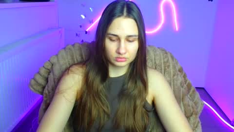 Lora online show from March 1, 2026, 6:26 am