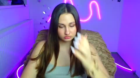 Lora online show from March 17, 2026, 12:19 pm