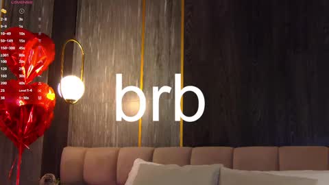 Snapshot of loraineluff chatting on March 4, 2025, 5:24 pm Loraine online show from March 4, 2025, 5:24 pm