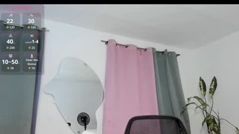 lore_rey online show from September 14, 2025, 3:16 am