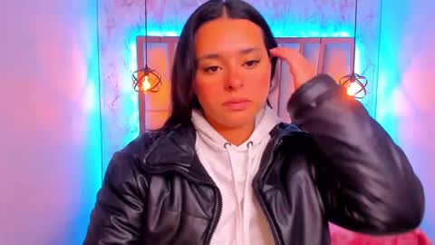 lorem_adams online show from February 18, 2025, 11:44 am