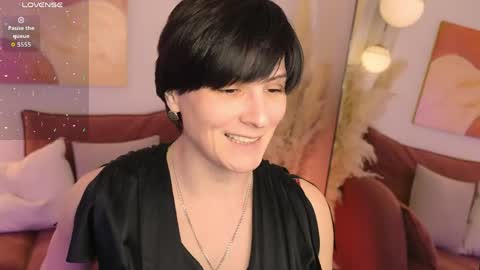 Loren online show from April 10, 2026, 2:11 pm