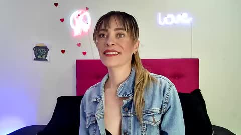 lorena_sweet3 online show from April 14, 2026, 2:01 pm