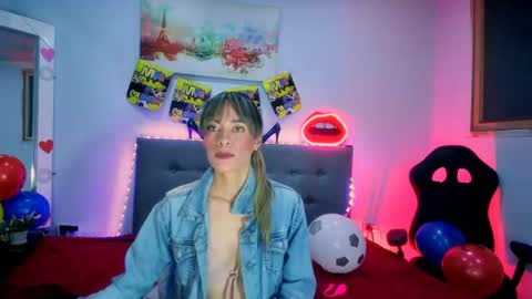 Snapshot of lorena_sweet3 chatting on July 4, 2026, 2:23 pm lorena_sweet3 online show from July 4, 2026, 2:23 pm