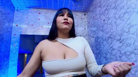 lorena_watson online show from March 24, 2026, 4:17 am
