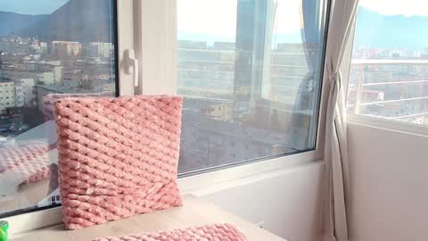 Amelia online show from February 12, 2026, 7:14 am