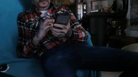 Lorenzot41 online show from February 11, 2026, 8:41 am